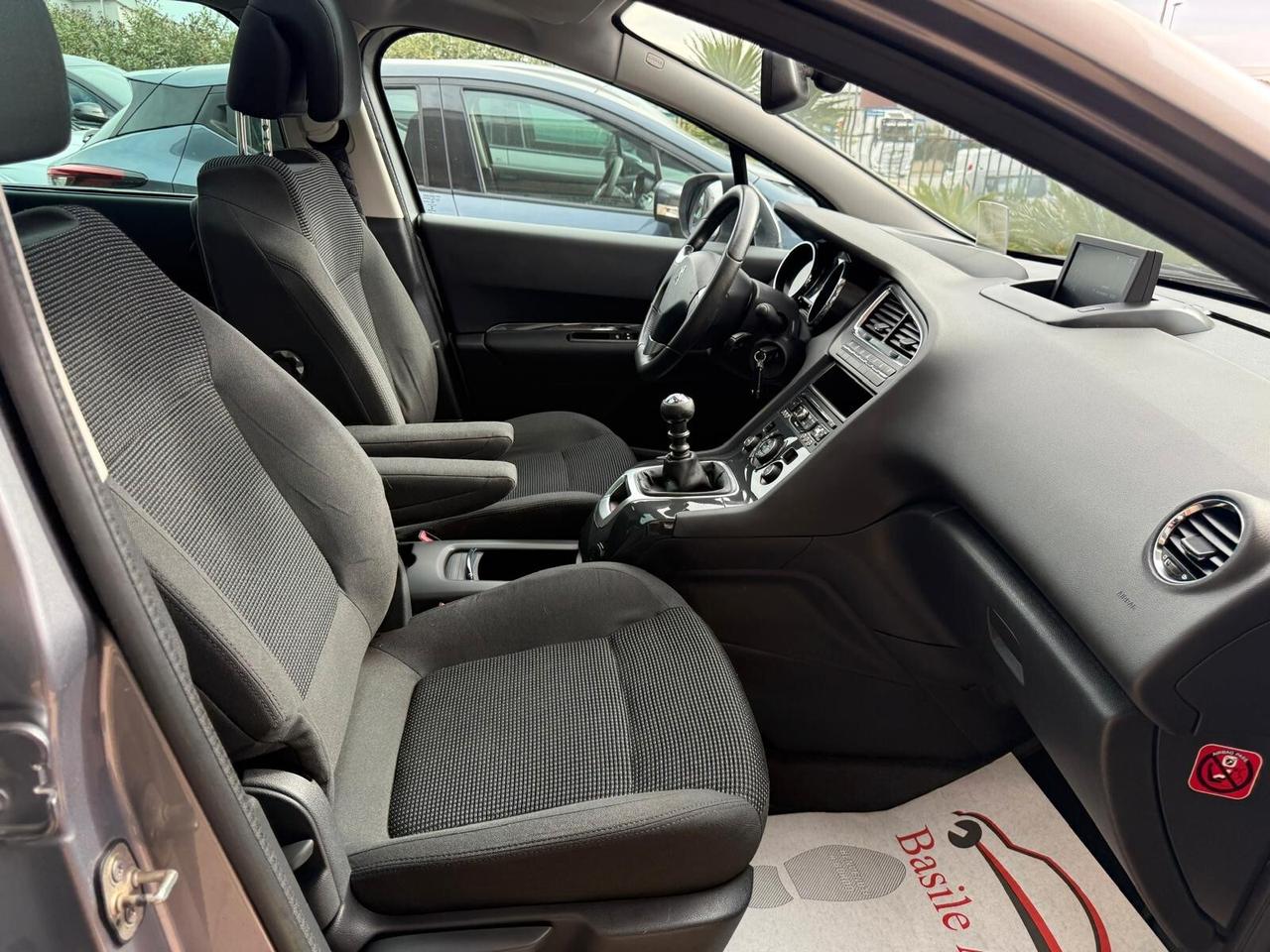 Peugeot 5008 1.6 HDi 115CV Business