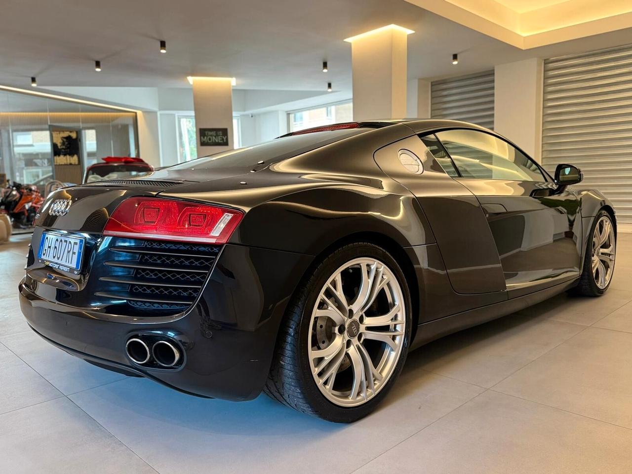 AUDI R8 V8 420CV UNIPRO PERMUTE GARANZIA R-TRONIC