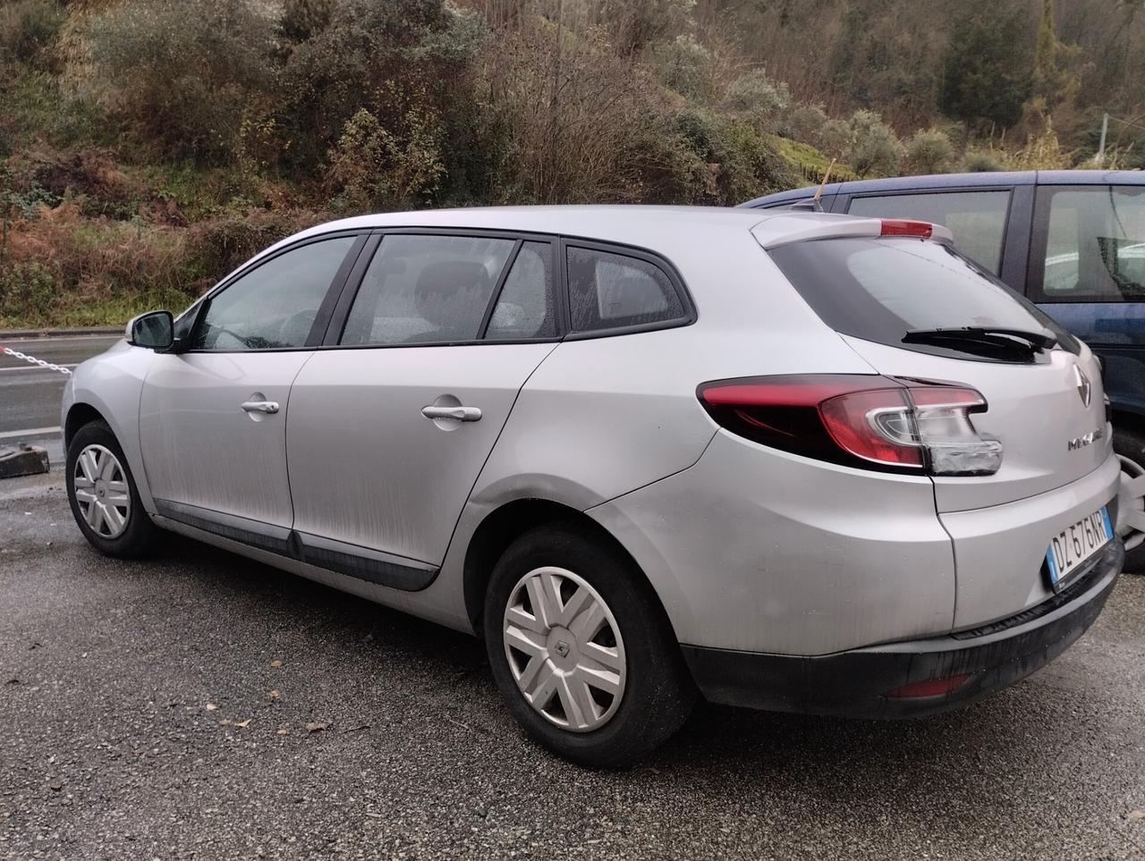 Renault Megane Mégane 1.5 dCi 110CV SporTour Confort