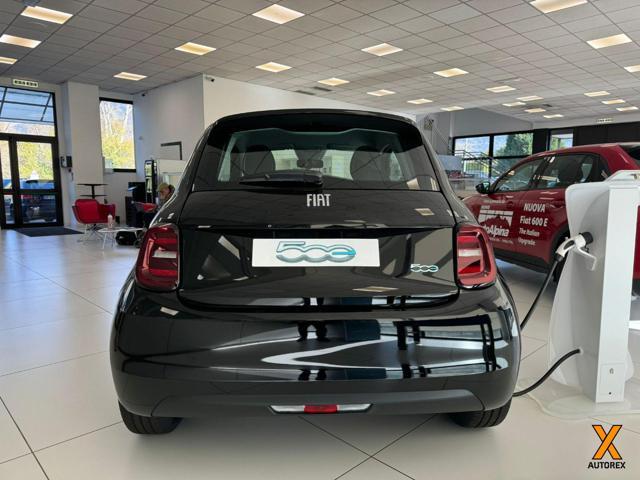 FIAT 500e Berlina 42 kWh