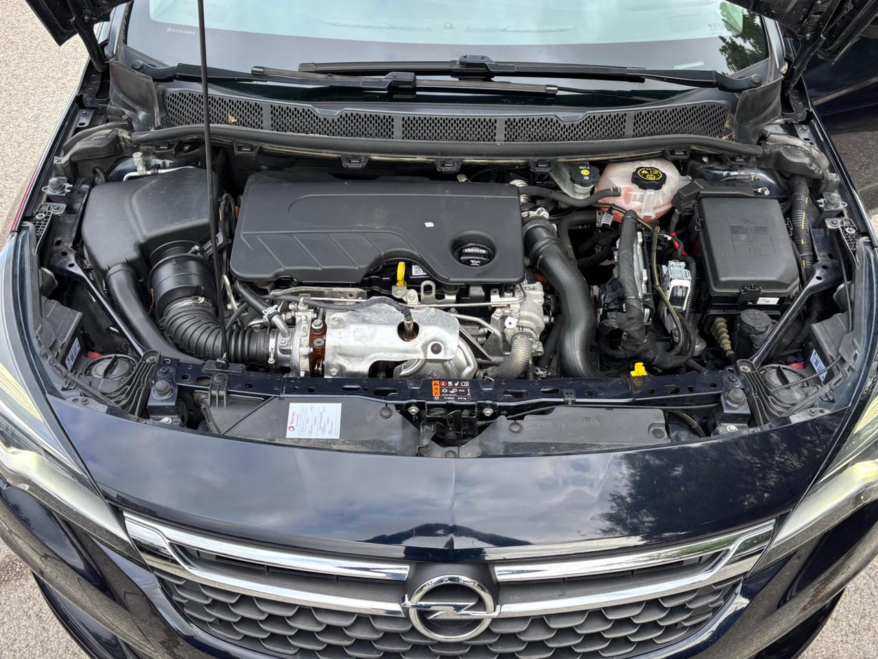 Opel Astra 1.6 CDTi 136CV 5 porte Innovation