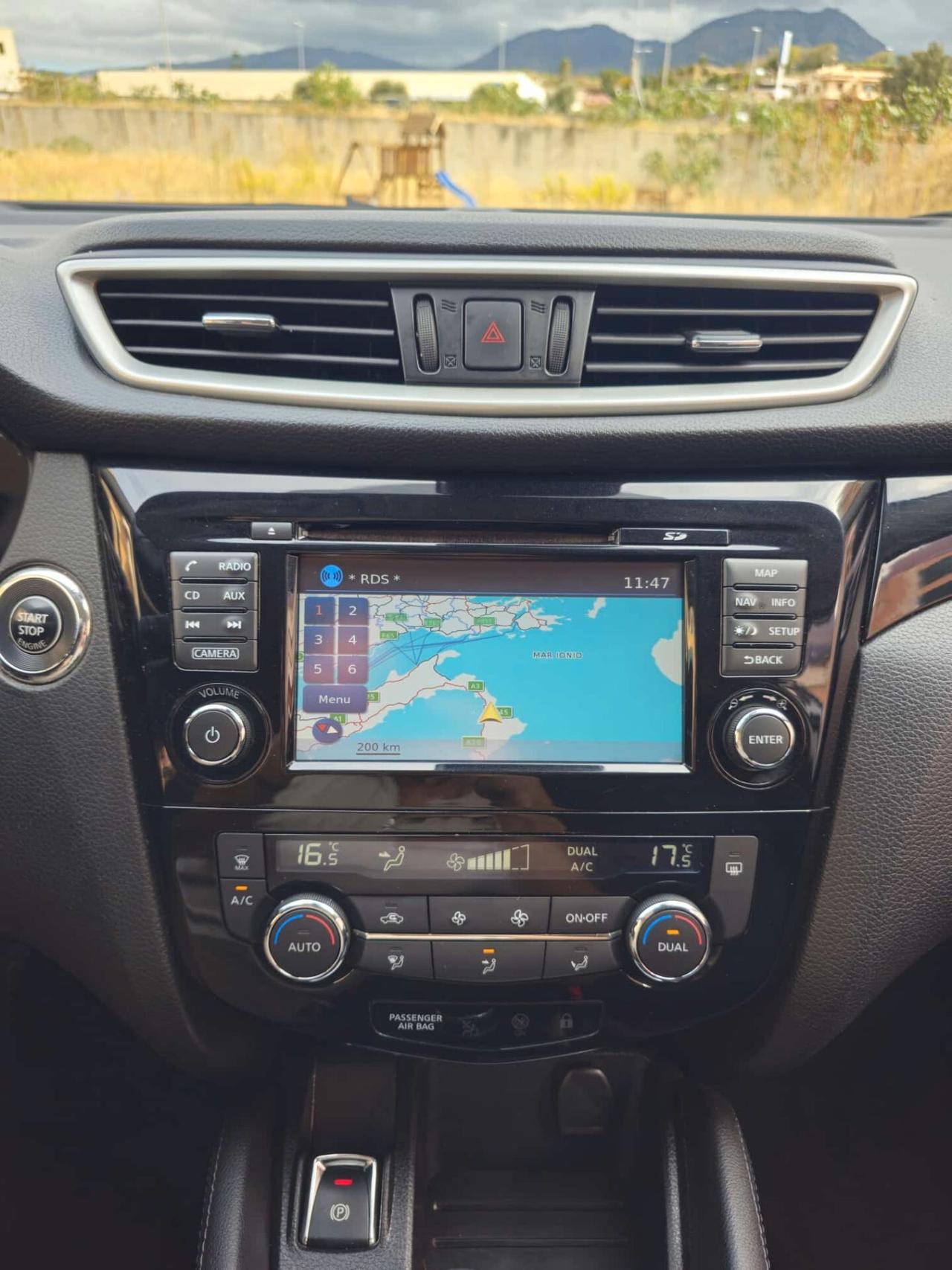 Nissan Qashqai 1.5 dCi N-Connecta