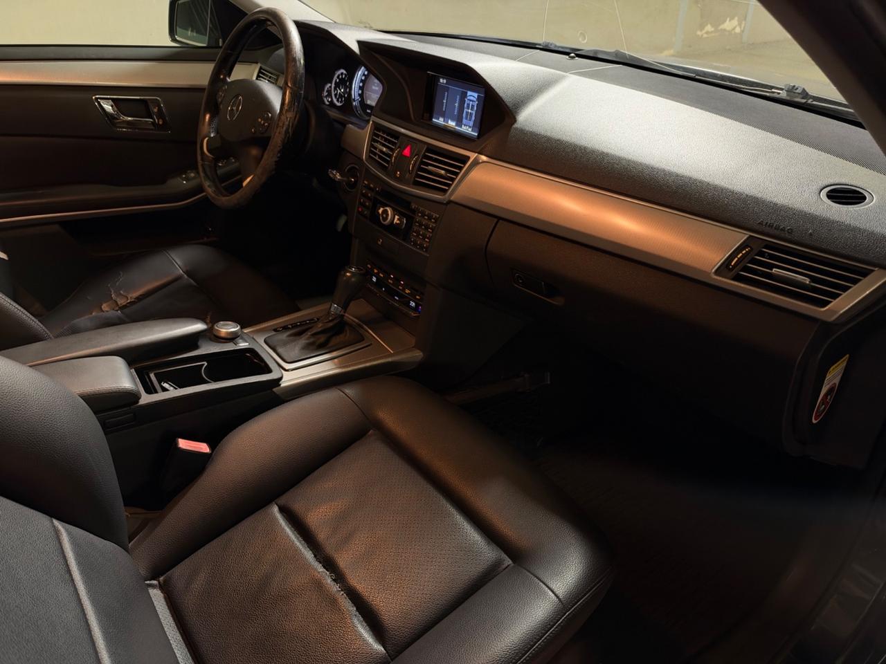 Mercedes-benz E 220 CDI BlueEFFICIENCY Avantgarde
