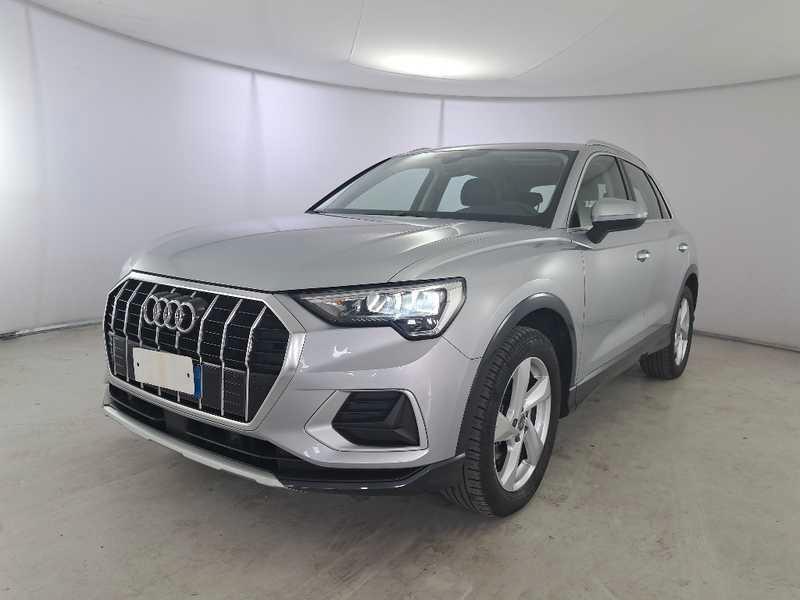 AUDI Q3 35 TDI S tronic Business Advanced