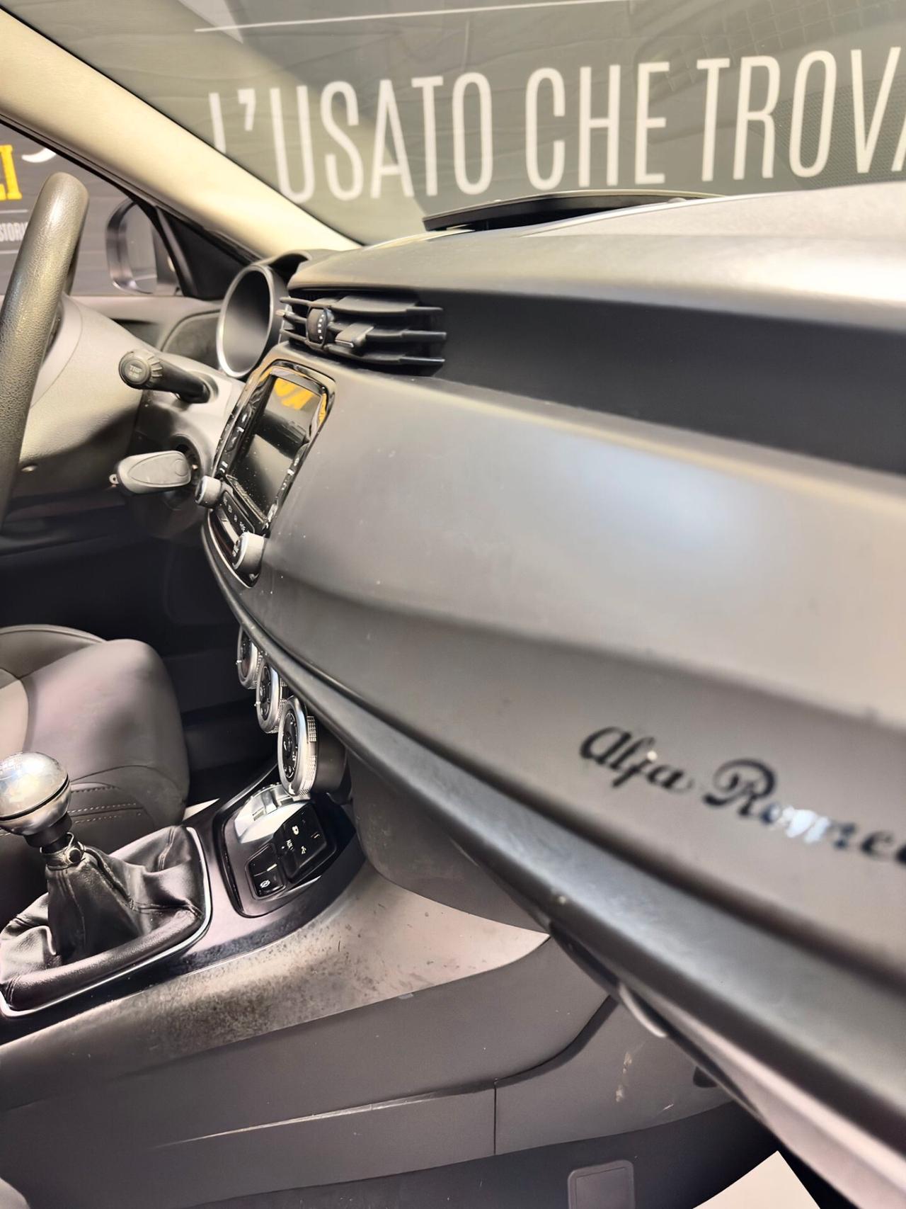 Alfa Romeo Giulietta 1.6 JTDm-2 105CV Distinctive