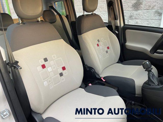 FIAT Panda 1.2 69CV LOUNGE UNIPROPRIETARIO ADATTA NEOPATENT.