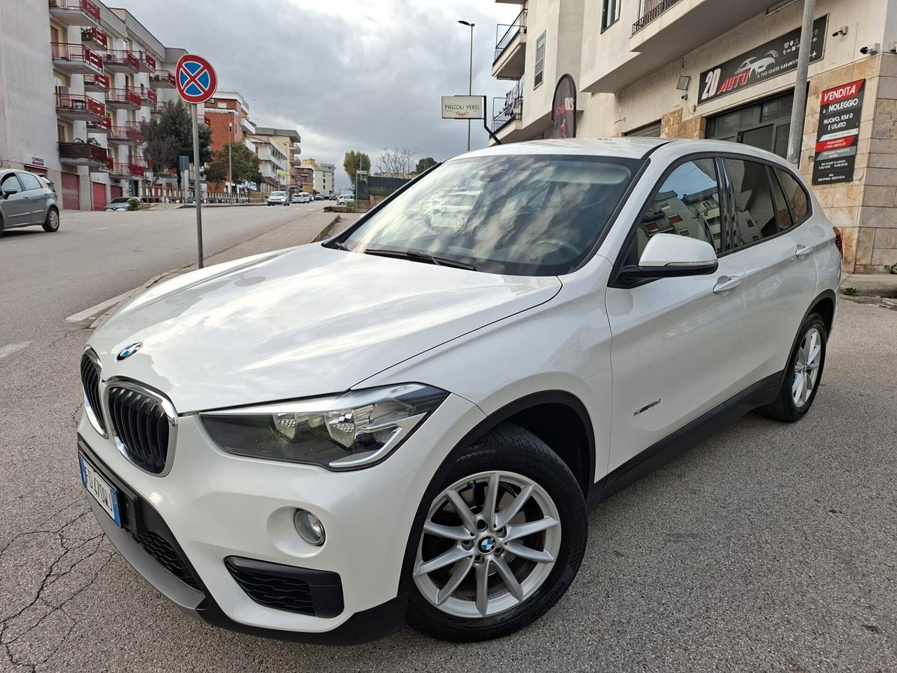 Bmw X1 sDrive18d Advantage * Navi * Full * Bianco Perlato * Garantito 12 Mesi