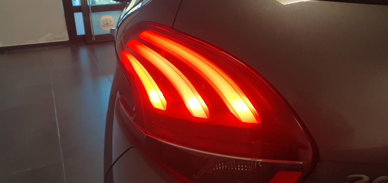 Peugeot 208 PureTech 82 5 porte Active