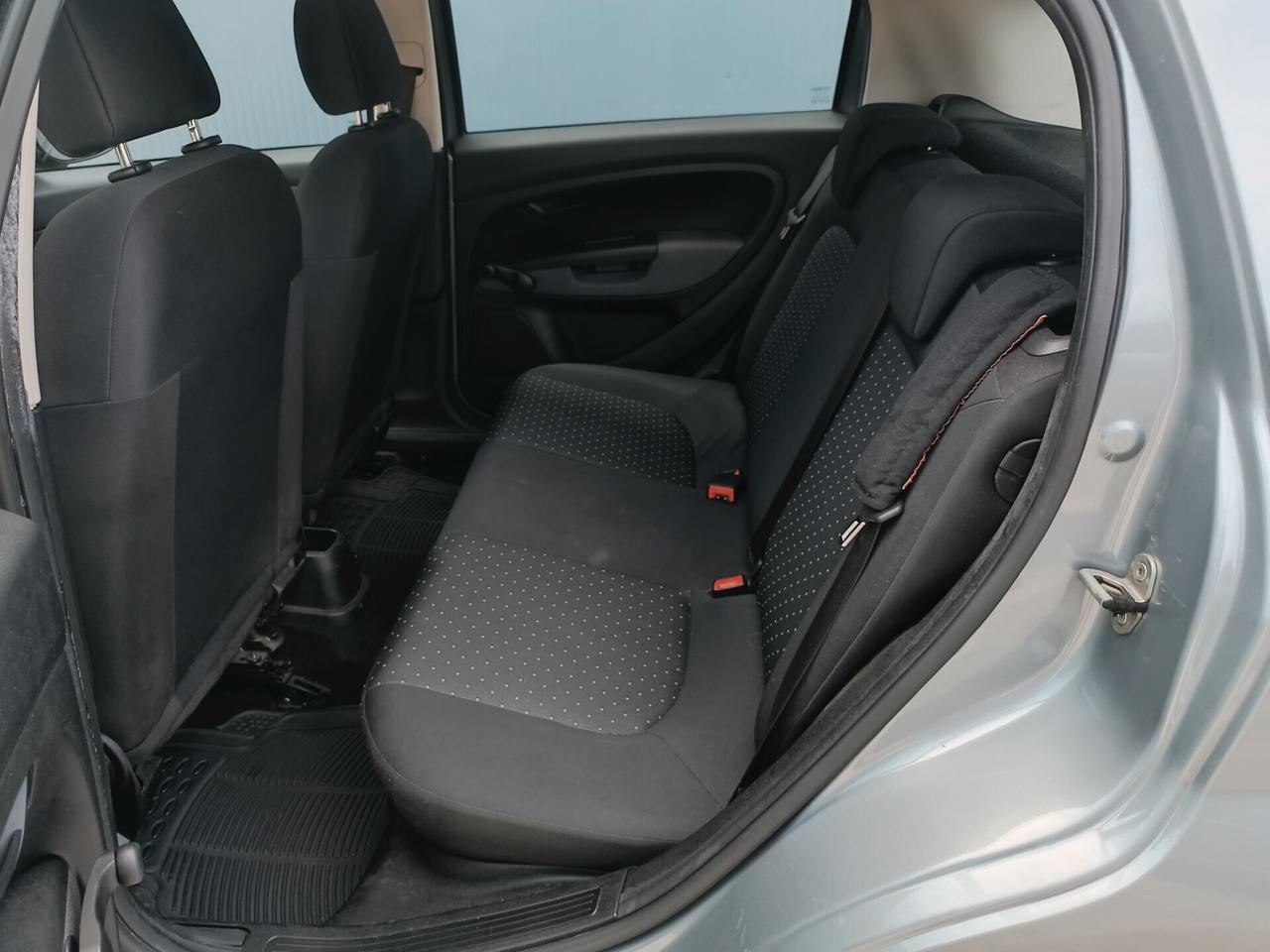 Grande Punto 1.2 5 porte Dynamic-----KM 55000-------