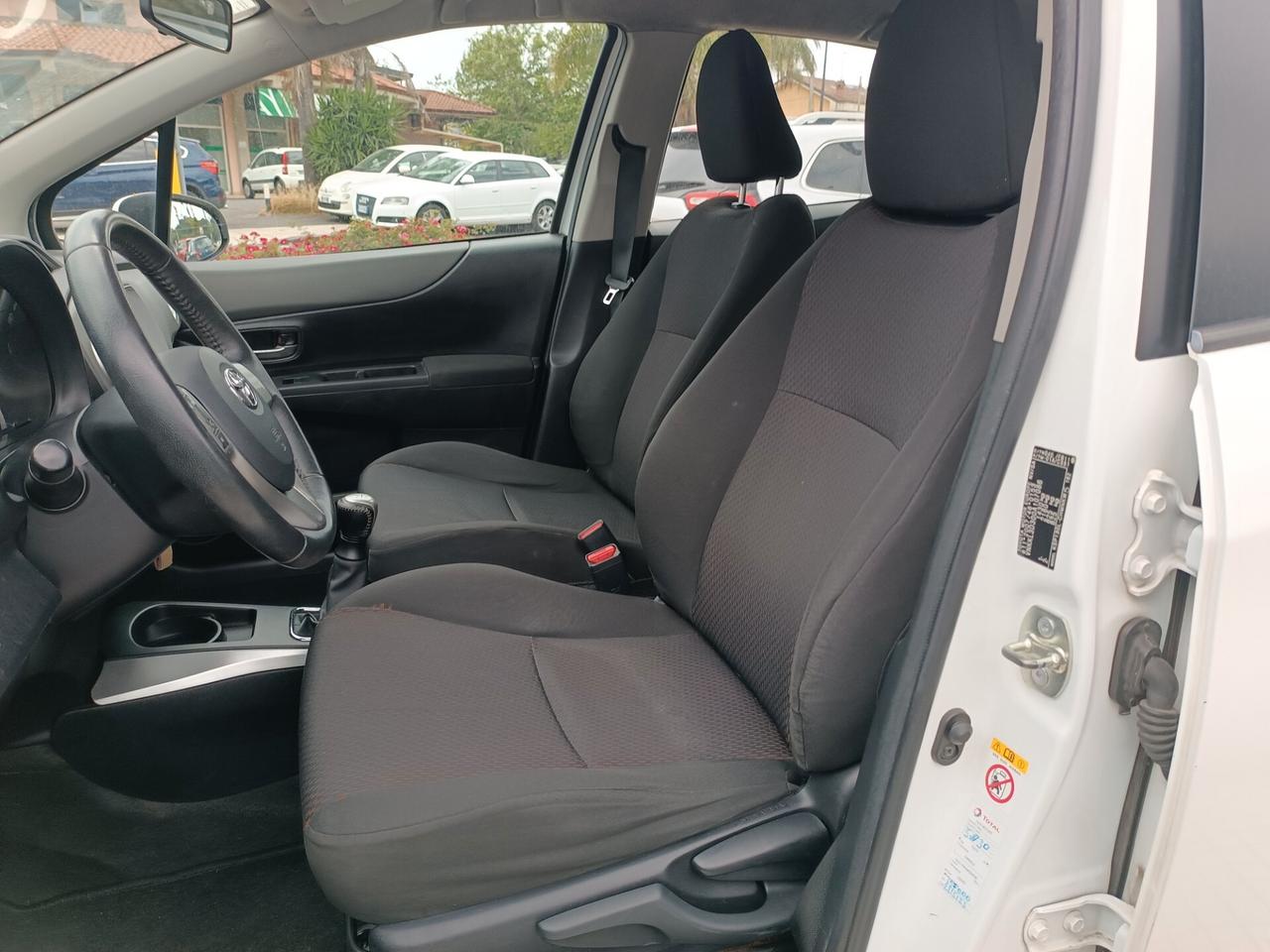Toyota Yaris 1.0 5 porte Active