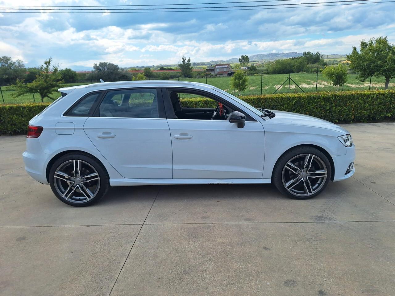 Audi A3 SPB 2.0 TDI 150 CV clean diesel quattro edition