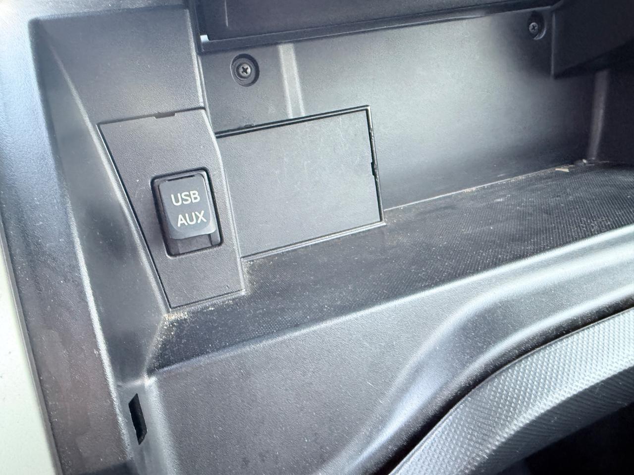 Toyota Auris 1.3 L 5 porte Sol