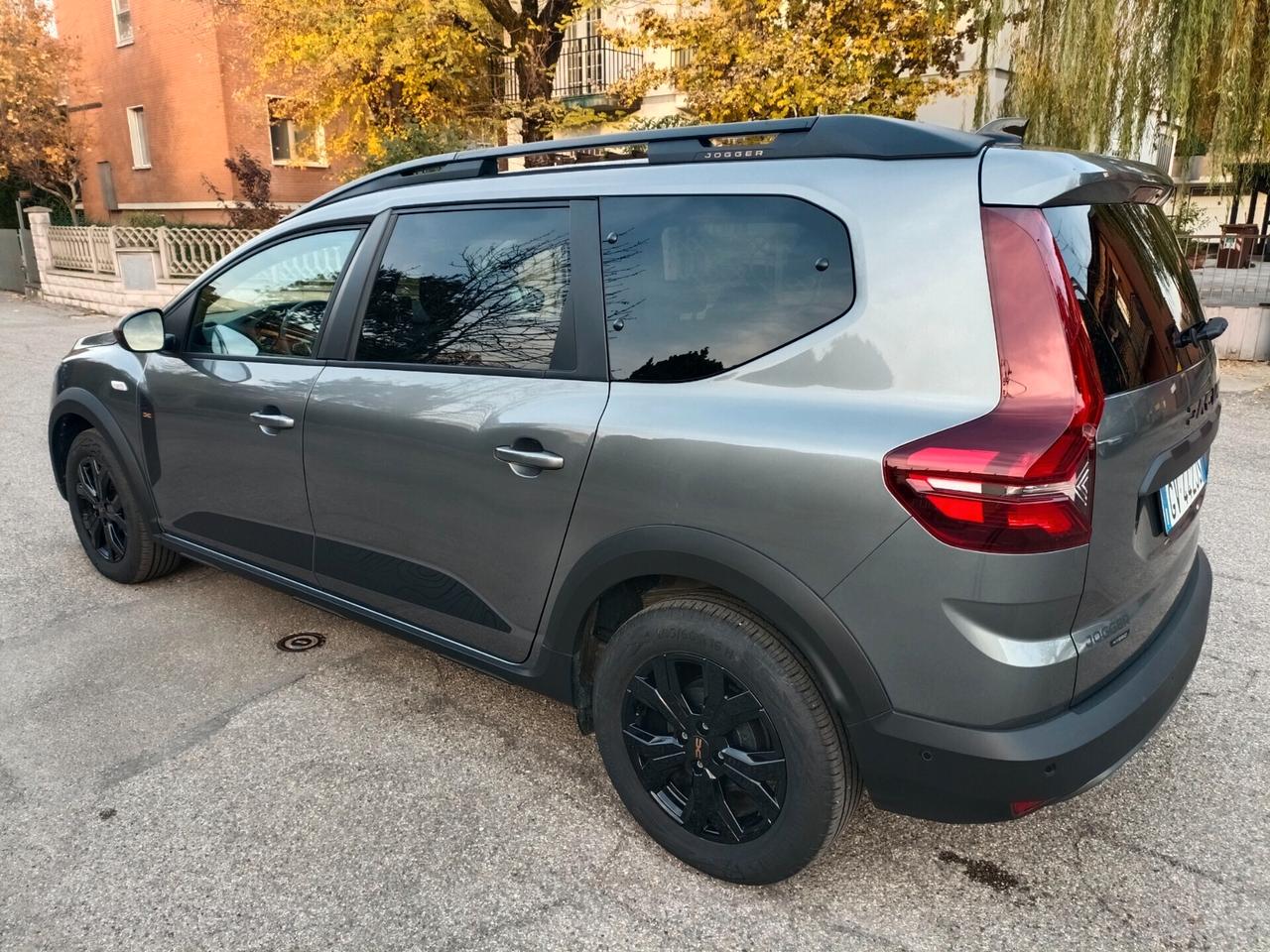 Dacia Jogger Hybrid 7 posti Extreme