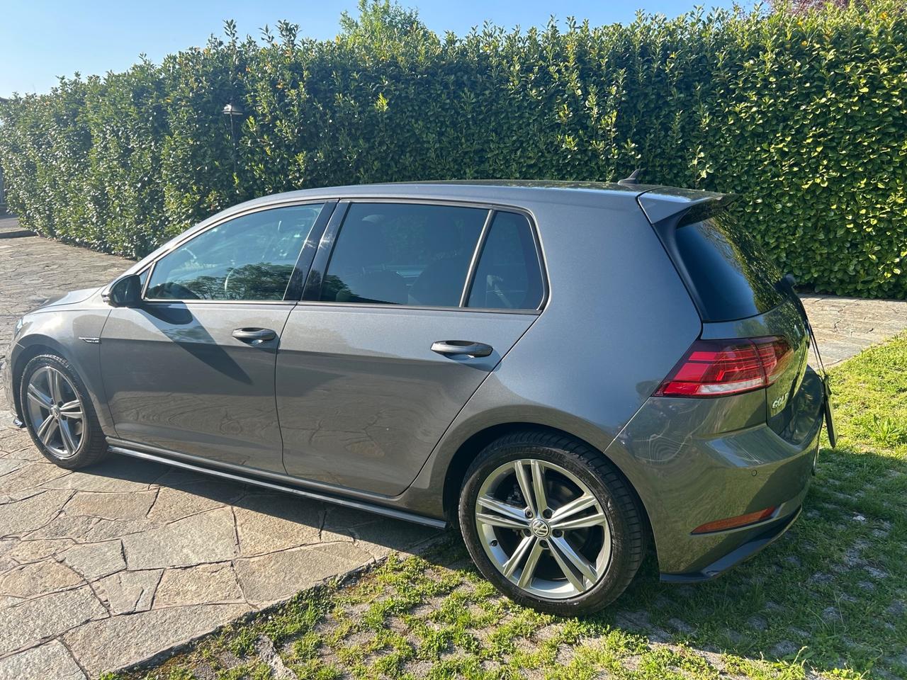 Volkswagen Golf 1.4 TSI 125 CV DSG R Line BlueMotion Tech.