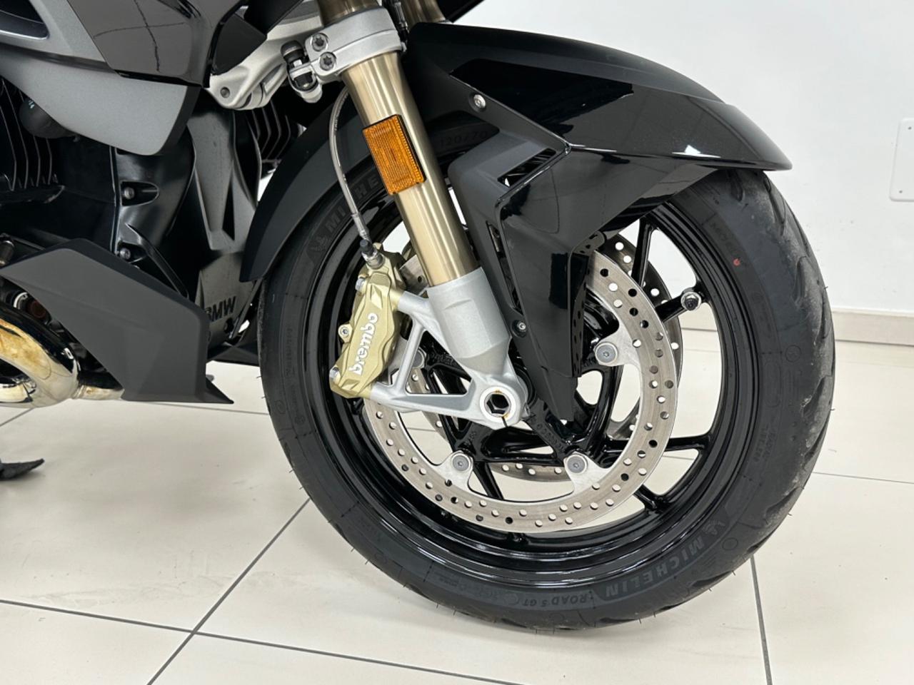 BMW R 1250 RT Triple Black KM 3000 - 2024