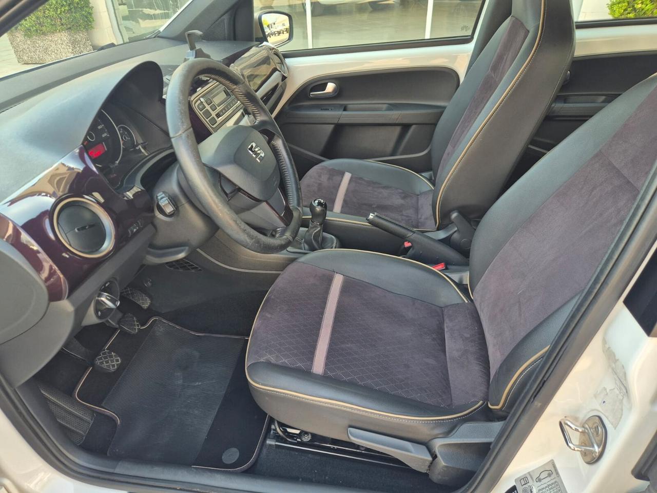 Seat Mii 1.0 68 CV 5 porte Metropolitan Ecofuel
