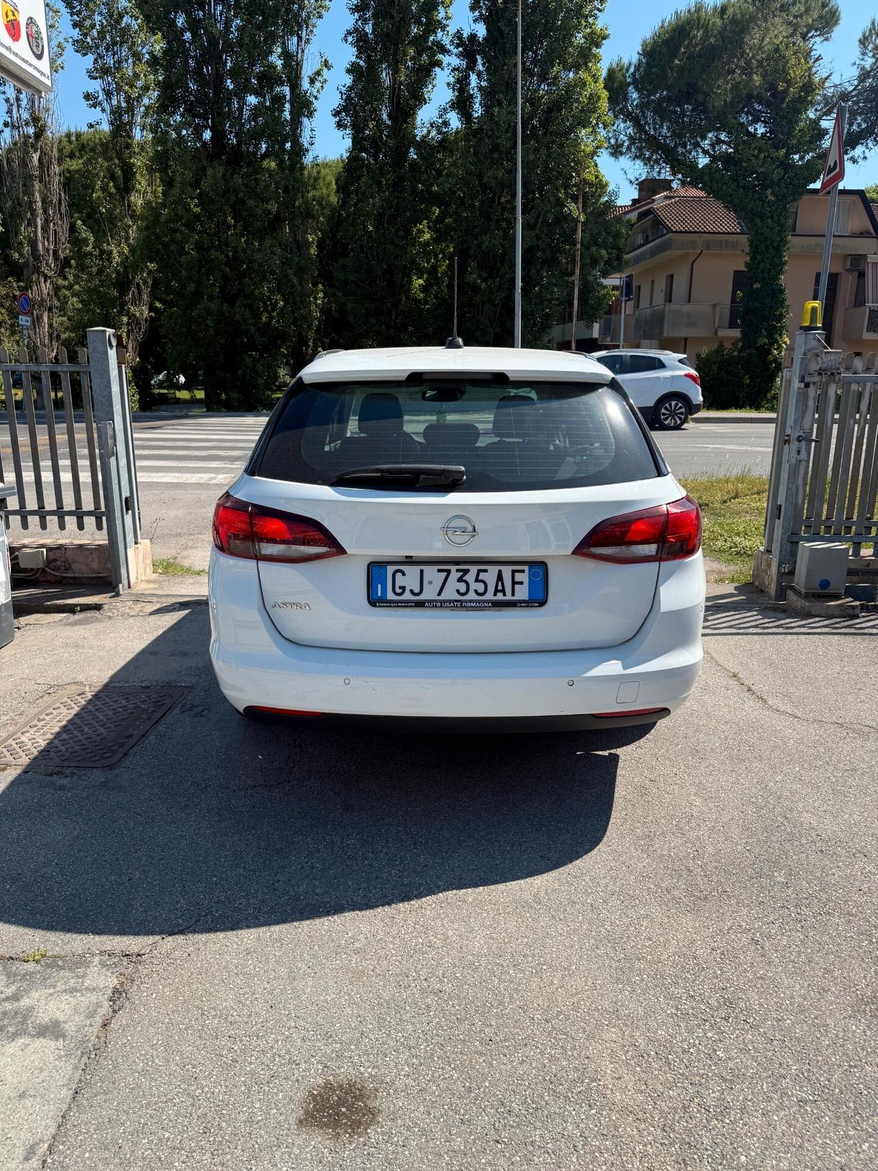 Opel Astra 1.5 CDTI 105 CV S&S Sports Tourer Business Elegance NESSUN VINCOLO