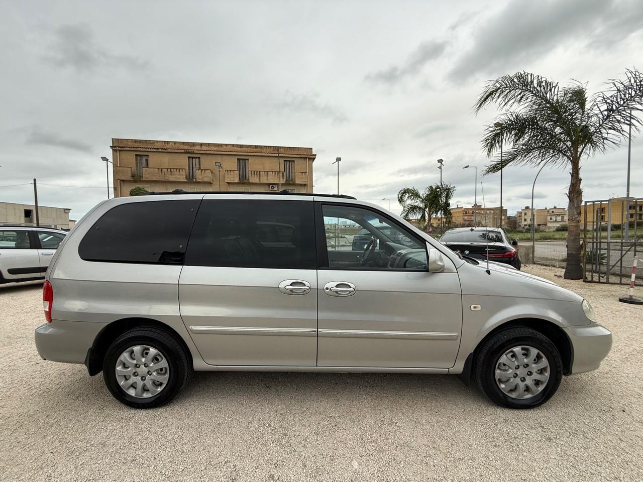 Kia Carnival 2.9 16V CRDi cat EX Comfort