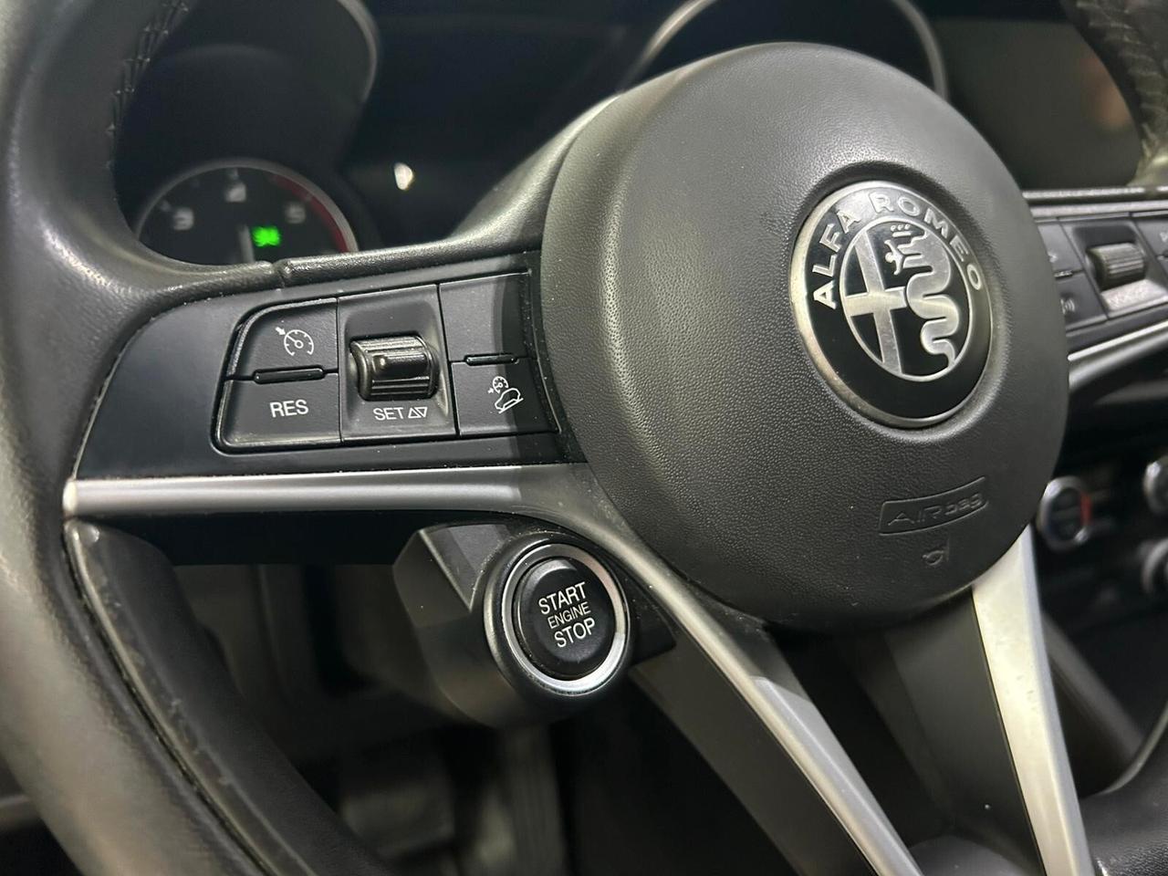 Alfa Romeo Stelvio 2.2 Turbodiesel 150 CV AT8 RWD Business