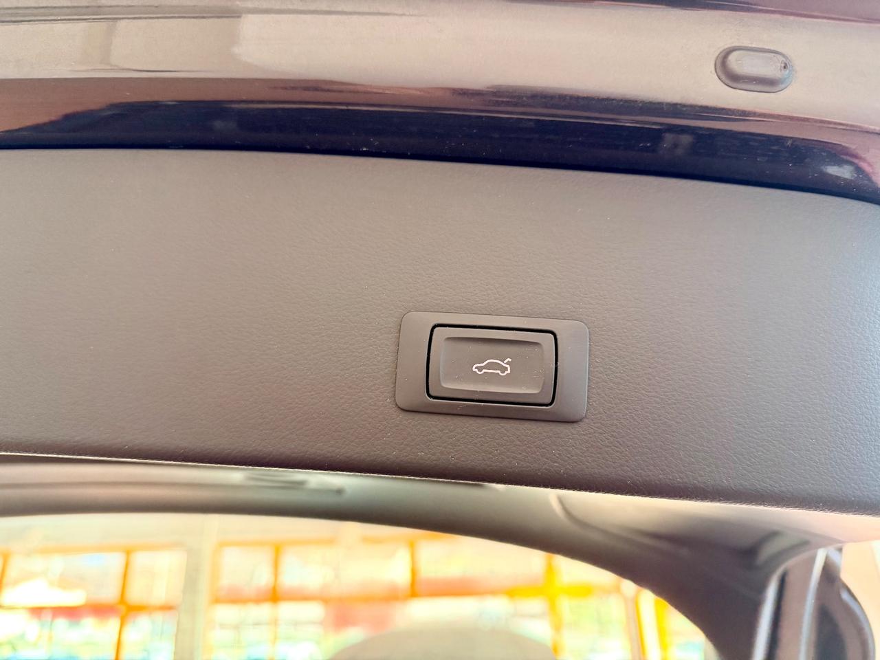 Audi A6 Allroad 3.0 TDI 320cv E6 Gancio Tr