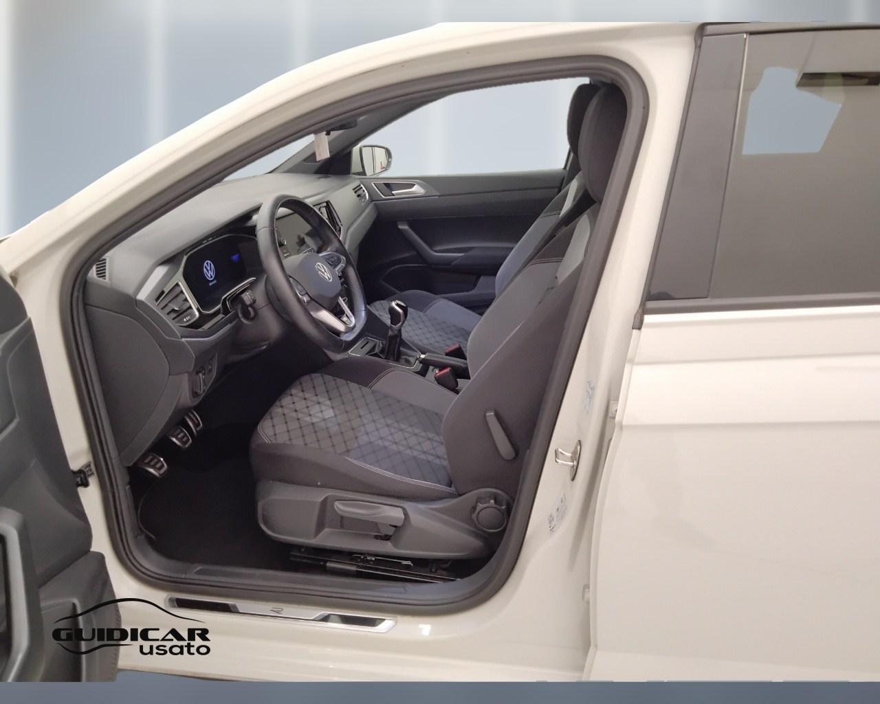 VOLKSWAGEN Polo VI 2022 - Polo 1.0 tsi R-Line 95cv