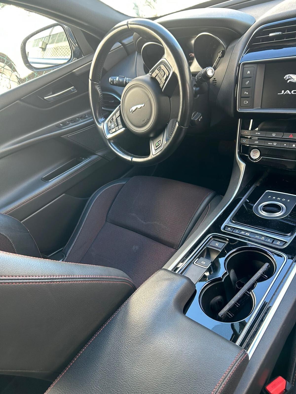 Jaguar XE 2.0 D Turbo 180CV
