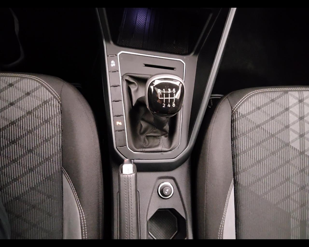 VOLKSWAGEN Taigo - Taigo 1.0 tsi R-Line 115cv