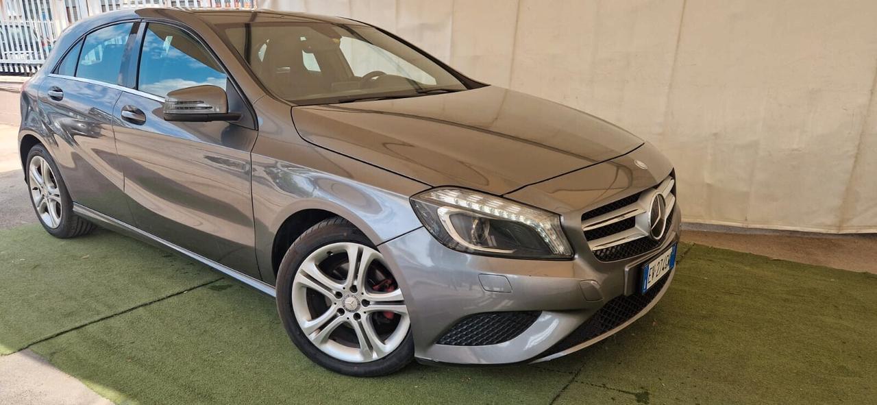 MERCEDES BENZ A 180D 1.5 110CV SPORT 2014