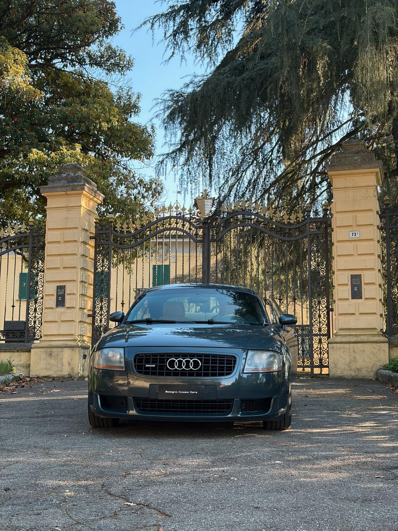 Audi TT 3.2 V6 quattro Book Service Tagliandi Certificati