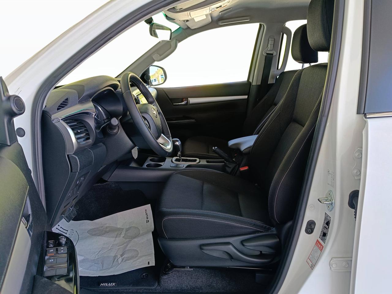 TOYOTA Hilux IV 2021 - Hilux 2.4 d-4d extra cab Comfort 4wd