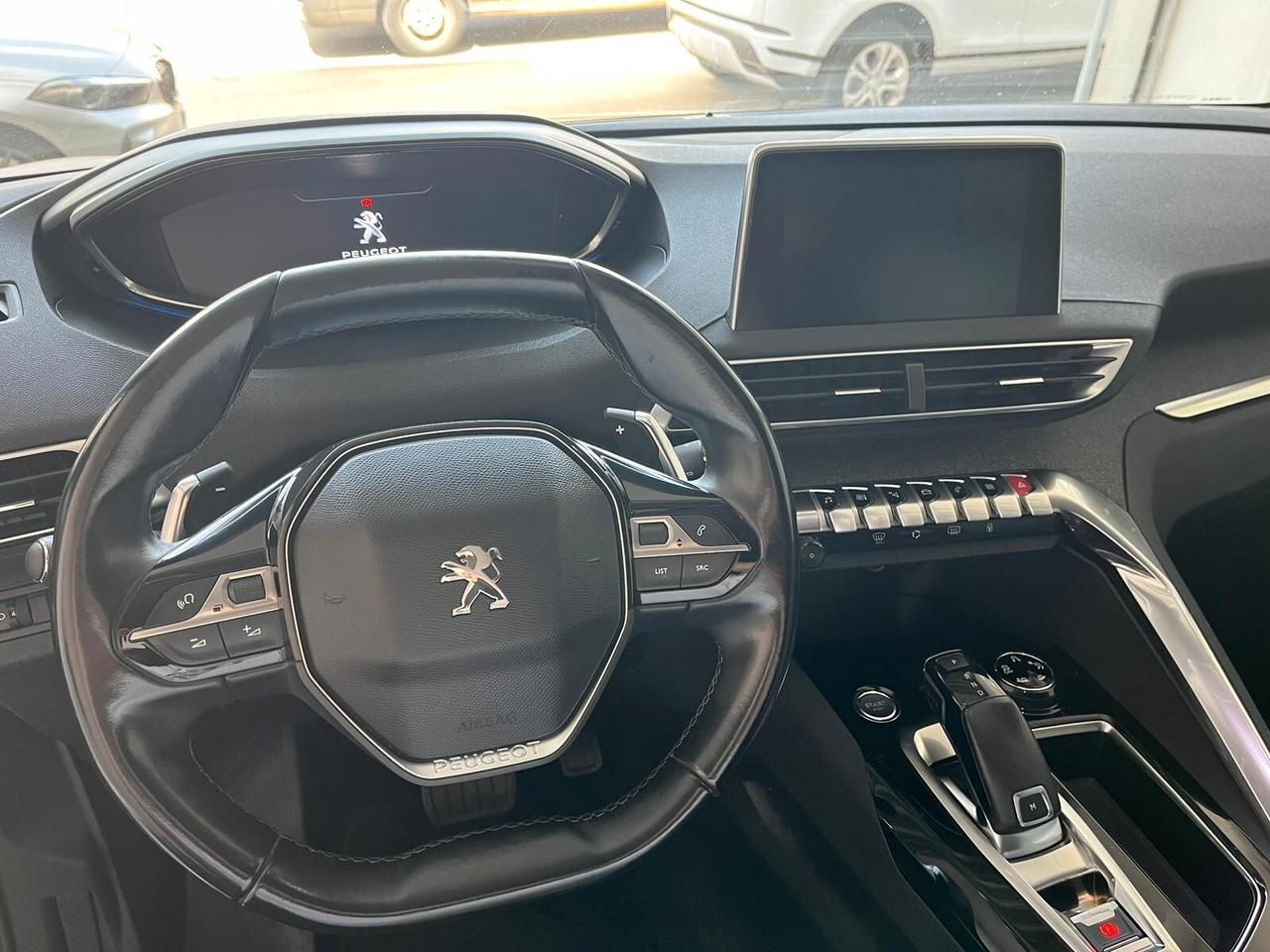 Peugeot 3008 BlueHDi 120 EAT6 Allure
