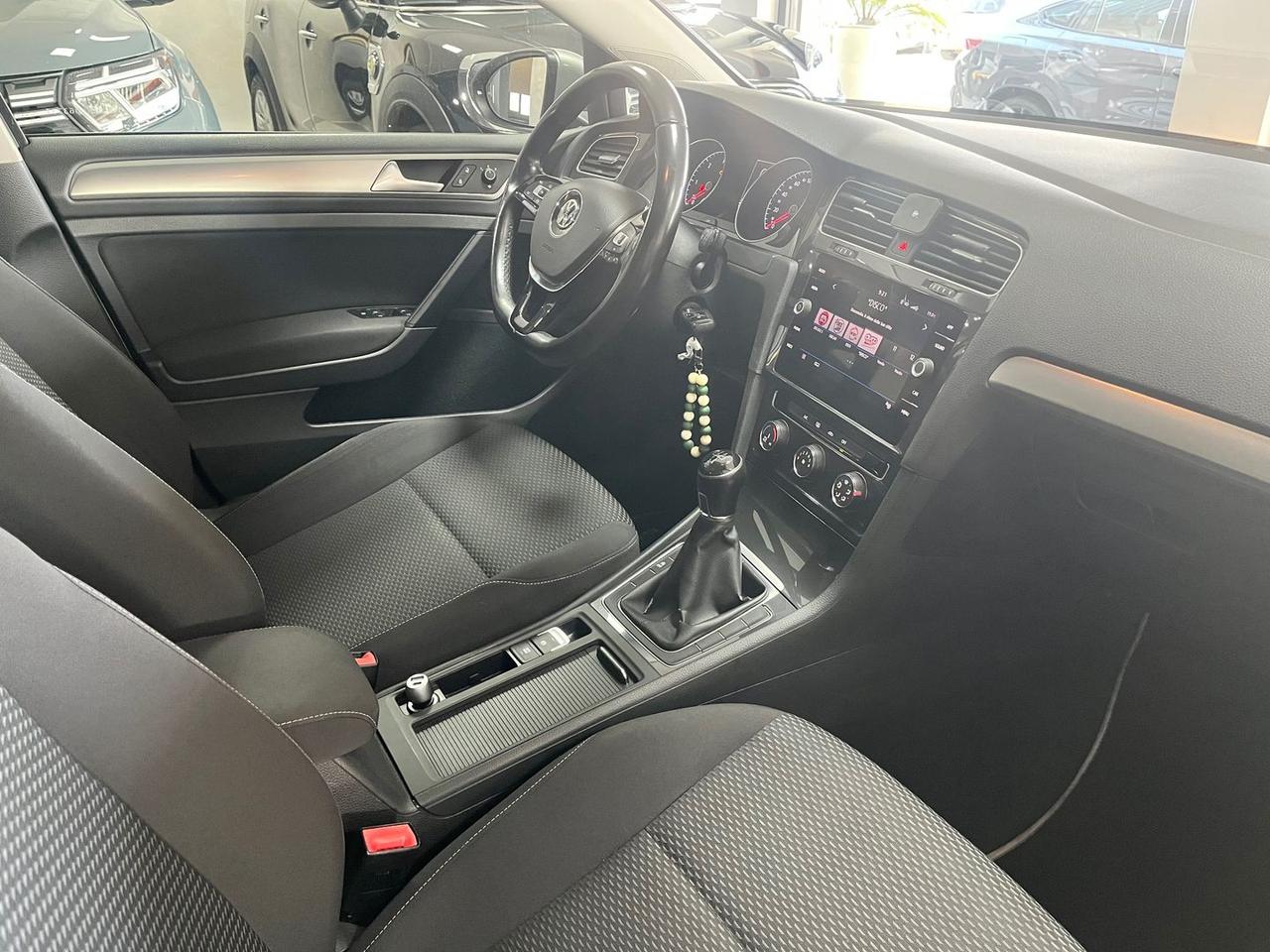 Volkswagen Golf 1.6 TDI BlueMotion Trendline #6755