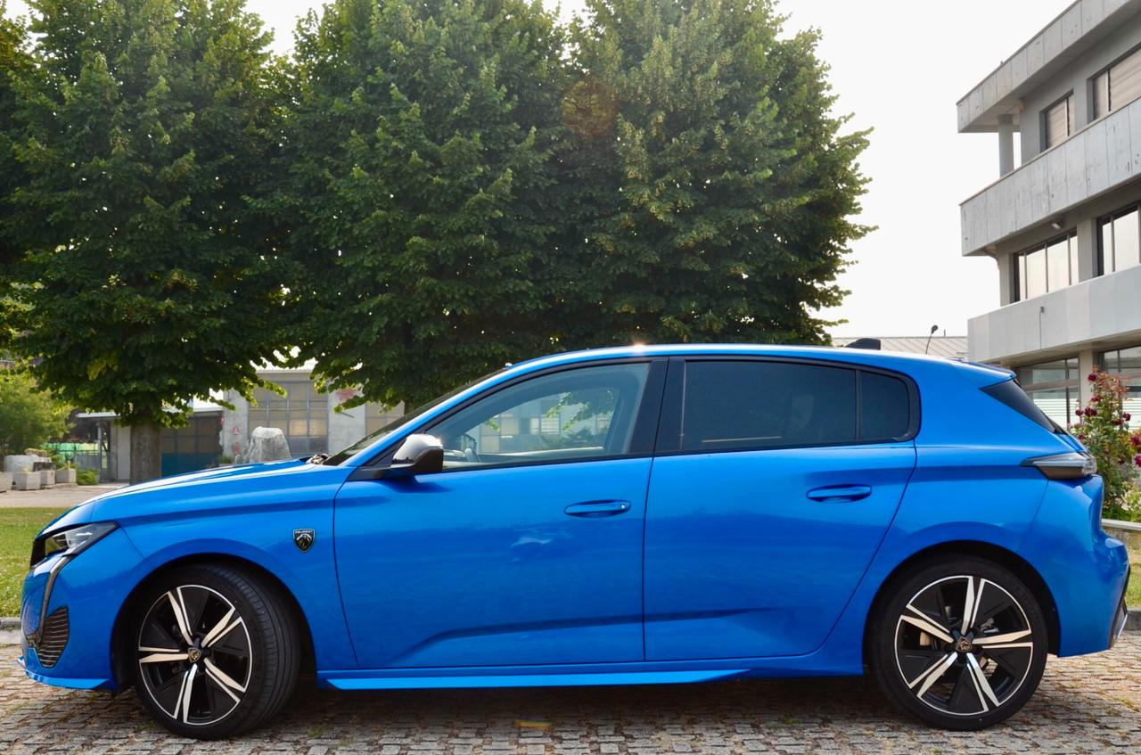 PEUGEOT 308 1.5 BLUEHDI GT 131cv EAT8, PREZZO REALE, UNCOPROP, SERVICE UFF PEUGEOT, EURO 6D, FARI LED, NAVI, 18", PERMUTE