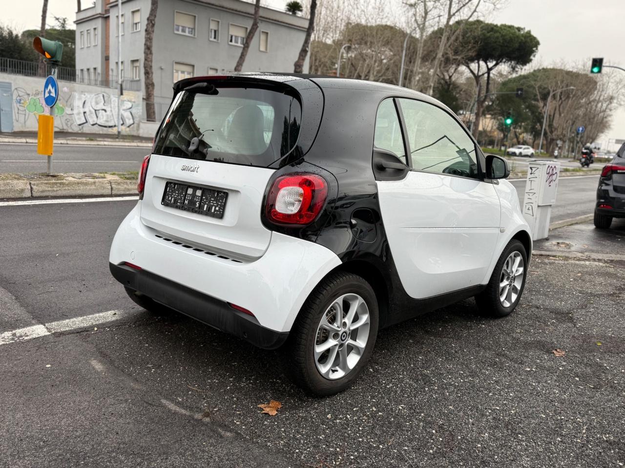 Smart ForTwo 1.0 71cv Coupe Clima cambio Manuale