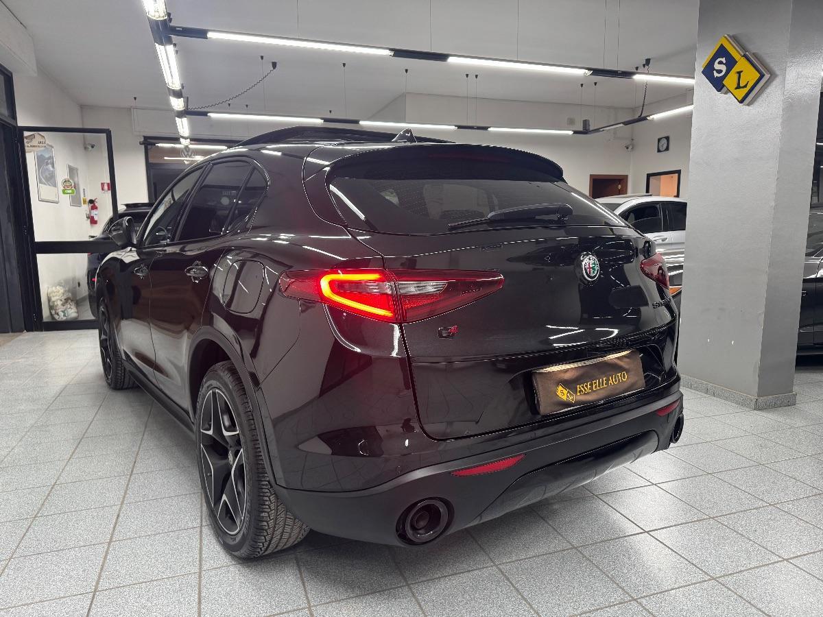 ALFA ROMEO STELVIO 2.2 T.diesel 190 CV AT8 Q4 Exec. UNICO PROPRIETARIO/ NAVIGATORE/ PORTELLONE ELETTRICO
