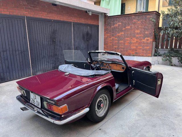 TRIUMPH TR6 P.I.