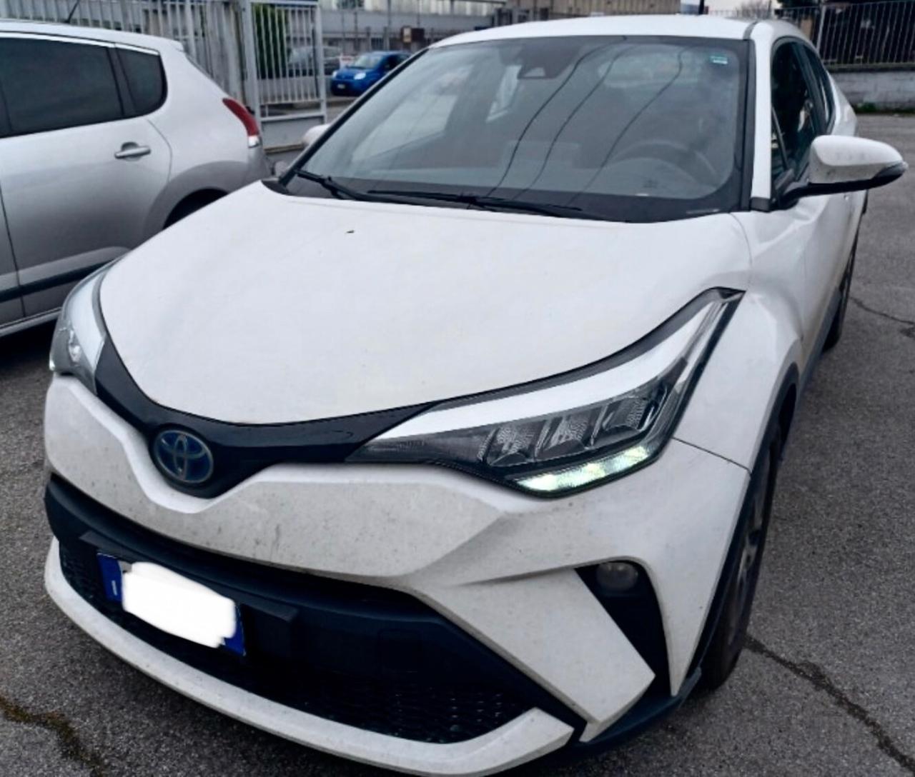 Toyota C-HR 1.8 Hybrid E-CVT Business