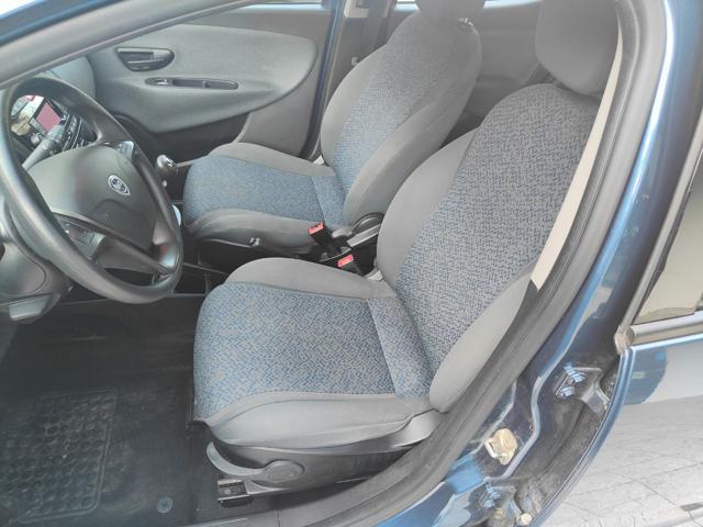 LANCIA Ypsilon 1.0 FireFly 5 porte S&S Hybrid Ecochic Silver