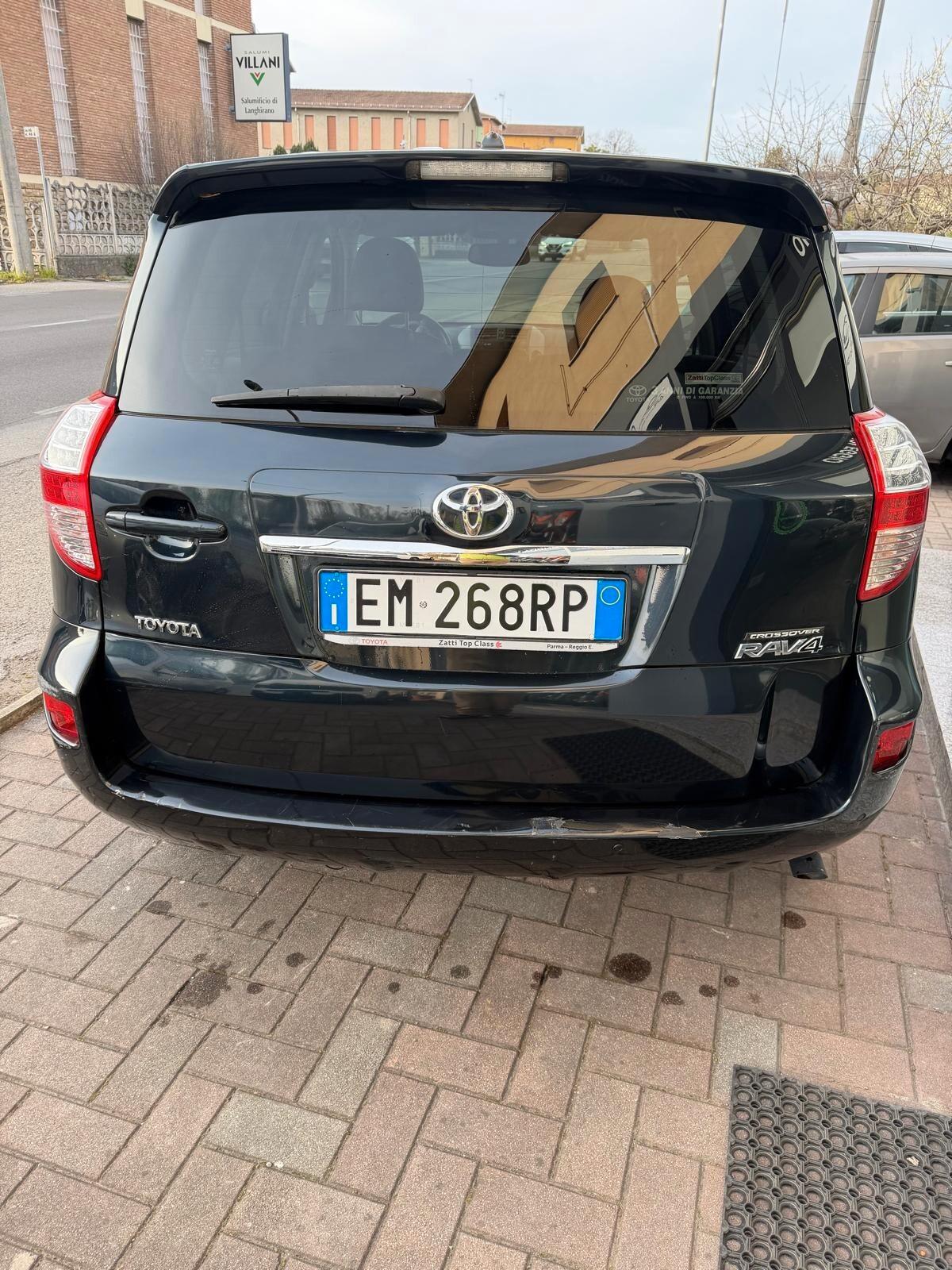 Toyota RAV 4 Crossover 2.2 D-CAT A/T 150CV