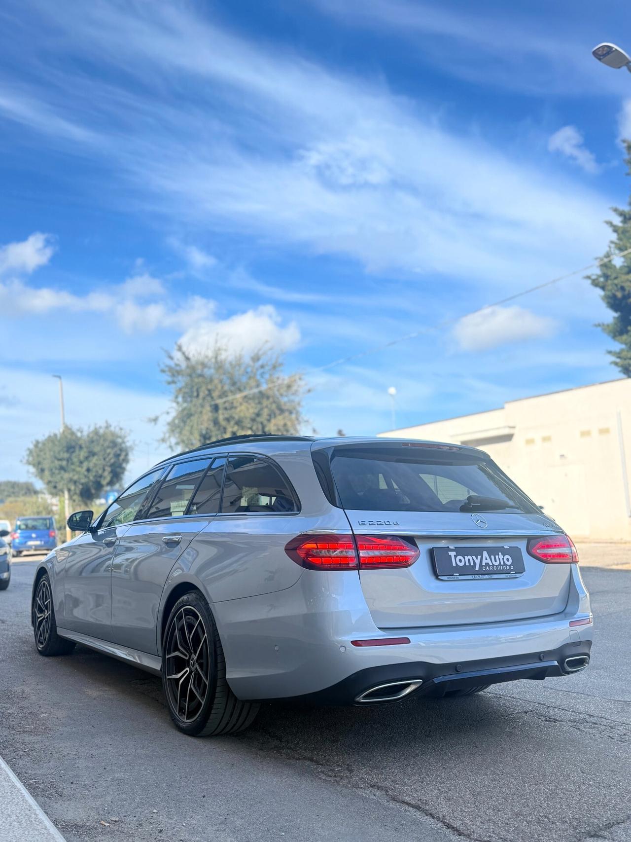 Mercedes-benz E 220 d Mild hybrid S.W. 4Matic Auto Premium Plus AMG CON TETTO APRIBILE,TELECAMERA,LUCI SOFFUSE