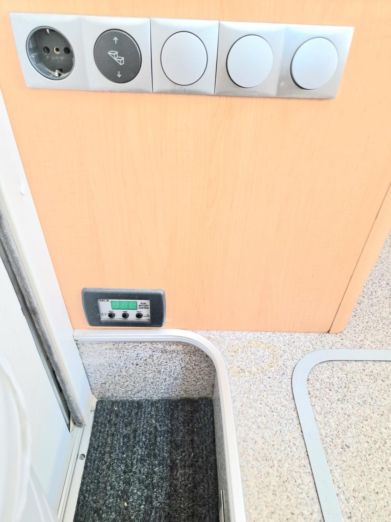 Motorhome frankia luxury del 2005 tre assi in saldo 132