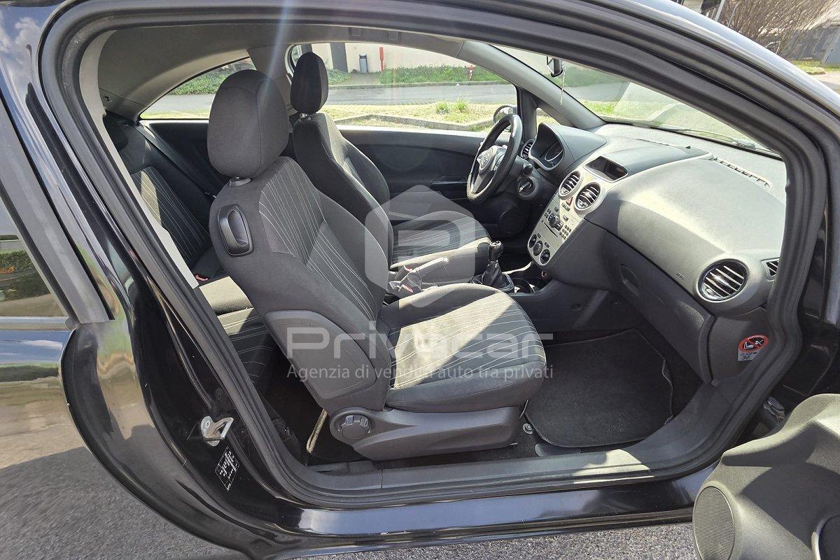 OPEL Corsa 1.2 3 porte Club