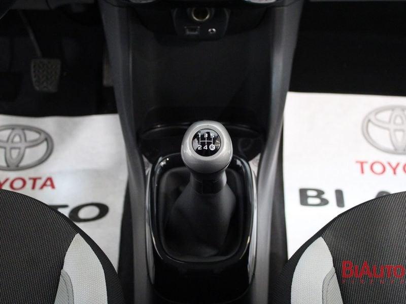 Toyota Aygo Aygo 5p 1.0 x-play my15
