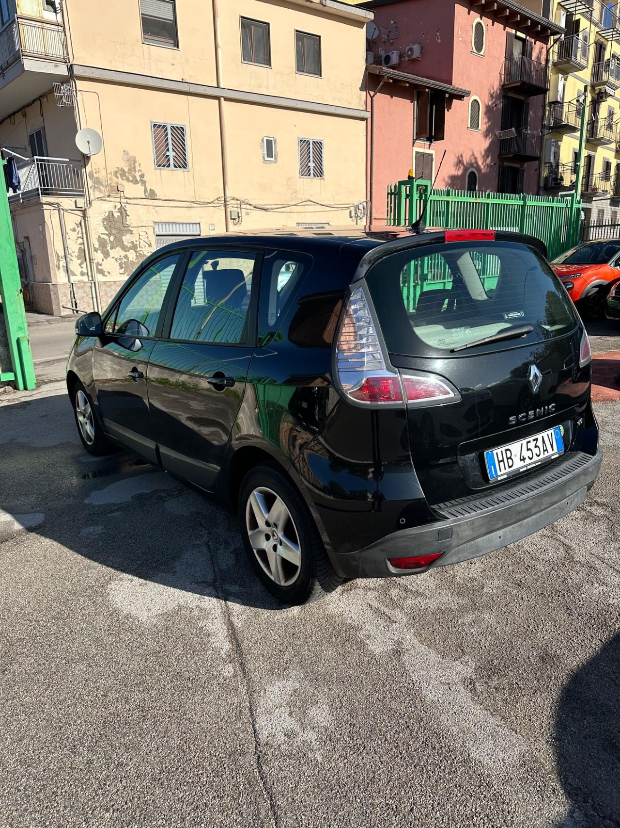 Renault Scenic Scénic XMod 1.5 dCi 110CV Live