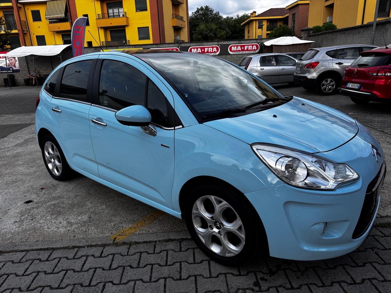 Citroen C3 1.4 HDi 70 neopatentati con gancio traino