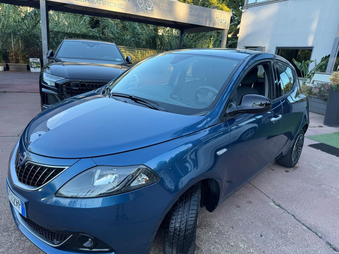 Lancia Ypsilon 1.0 FireFly 5 porte S&S Hybrid Gold