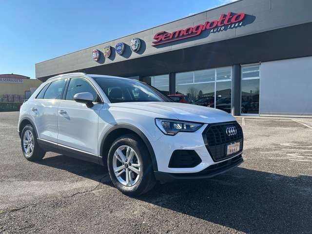 Audi Q3 35 1.5 TSI 150CV BIANCA