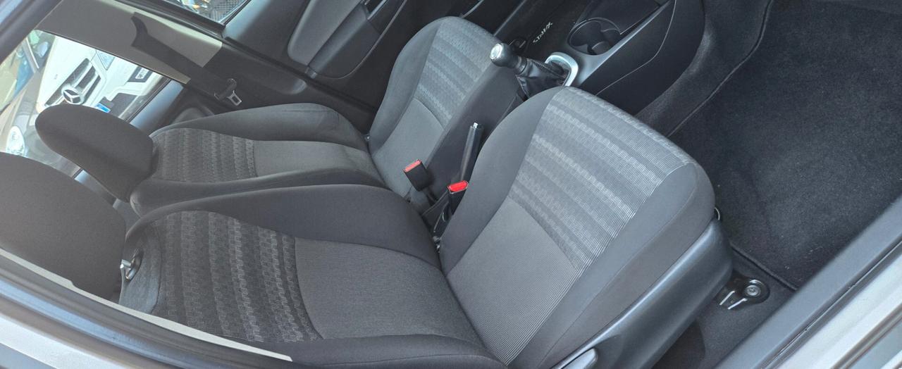 Toyota Yaris 1.0 5 porte Lounge
