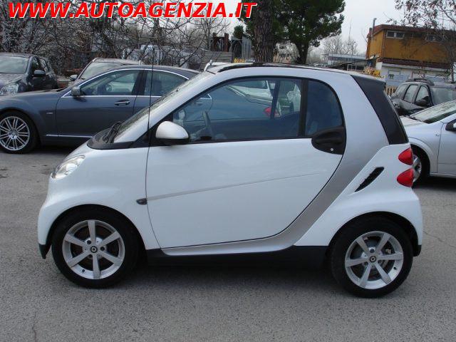 SMART ForTwo 1000 52 kW coupé limited two