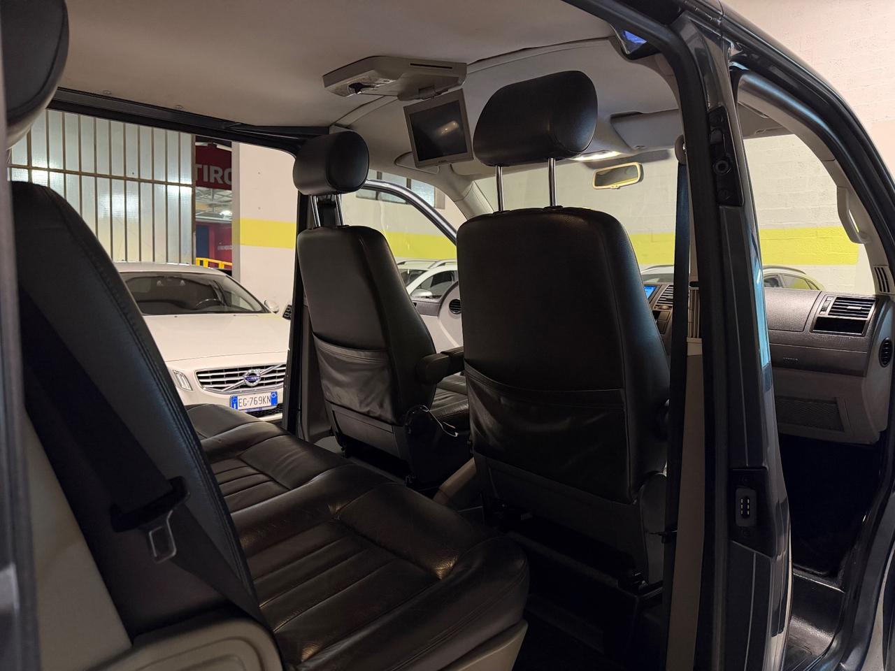 Volkswagen Transporter T-EDITION FULL 2.5 TDI 180CV DSG 2010